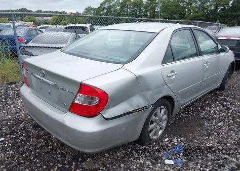 2002 Toyota Camry Xle V6 z USA, uszkodzony, nr VIN 4T1BF30KX2U010116
